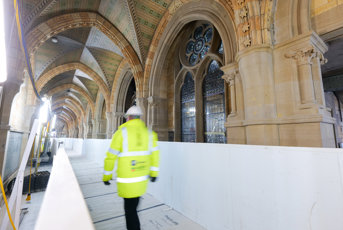 Manchester Town Hall-02