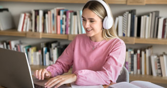 AI computer iStock-2262441314